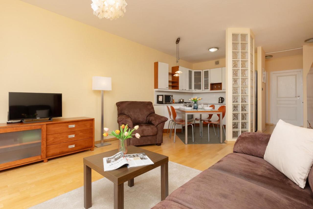 Spacious & Quiet 1 Bedroom Apartment In Pruszkow By Noclegi Renters Dış mekan fotoğraf