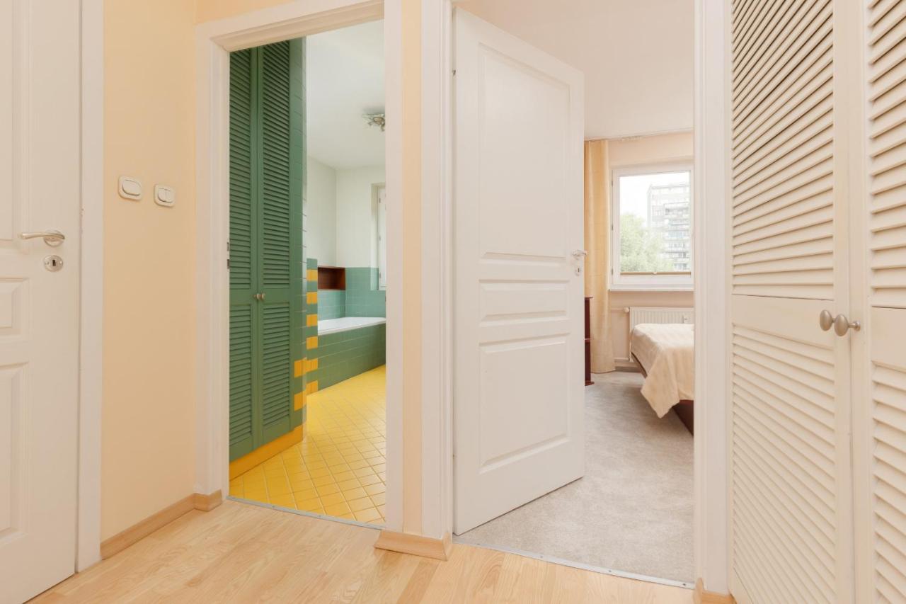 Spacious & Quiet 1 Bedroom Apartment In Pruszkow By Noclegi Renters Dış mekan fotoğraf
